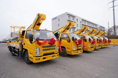 徐工随车吊蓝牌高空作业车云贵区域斩获千万订单，高空作业领域再添利器